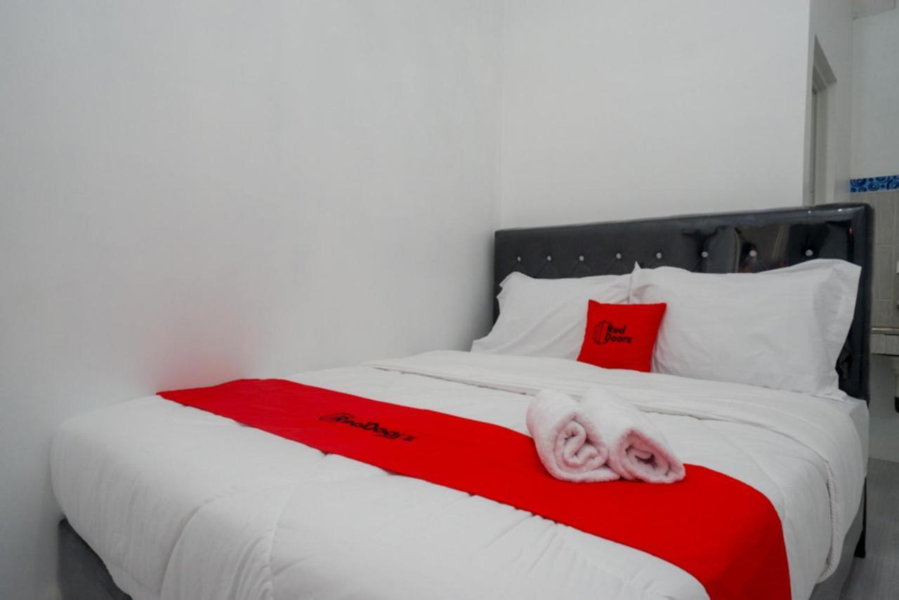 Reddoorz Near Universitas Semarang 2 Alastuwo Exterior photo
