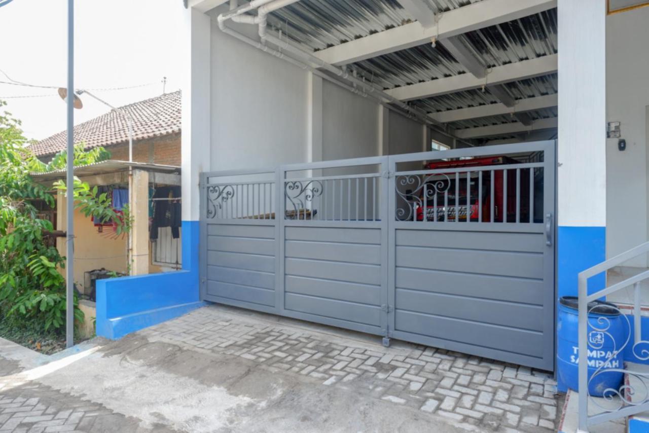 Reddoorz Near Universitas Semarang 2 Alastuwo Exterior photo